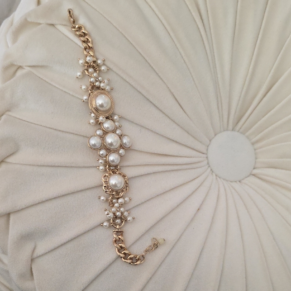 Faux Pearl Bracelet